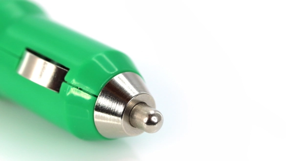 Chargeur Voiture USB Hikal